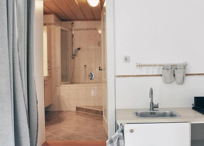 Wohnen Bei Schoergi * グライン