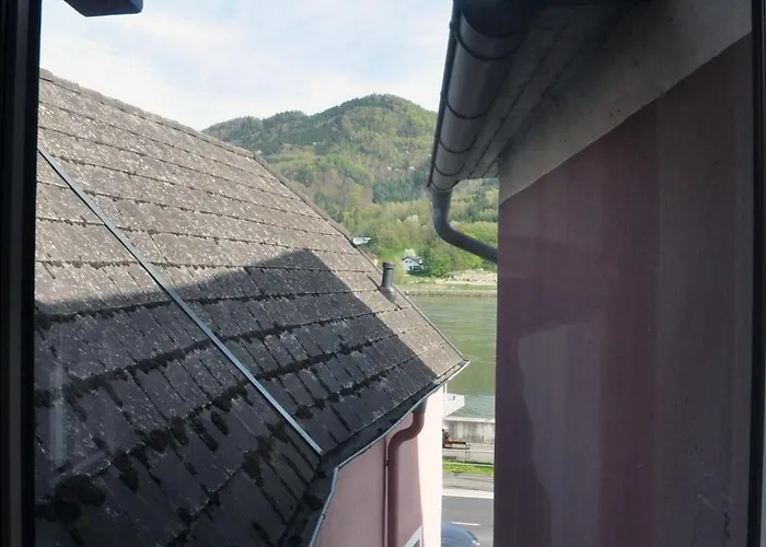 アパート Wohnen Bei Schoergi